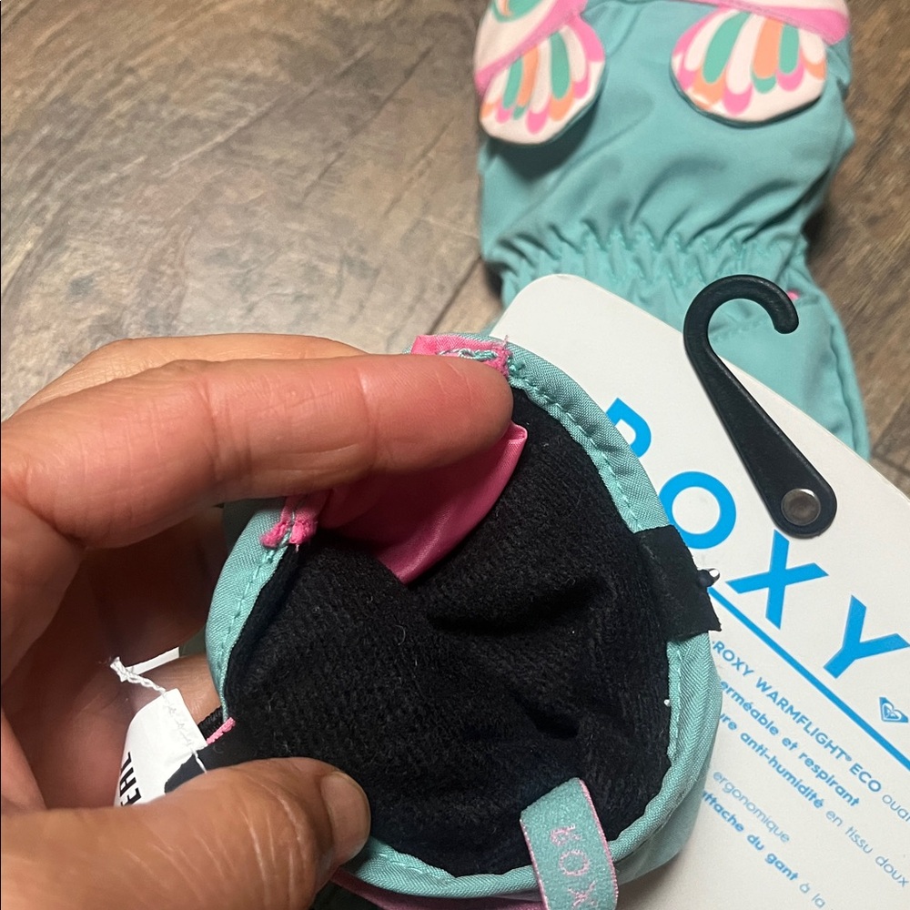 NWT Roxy Girls Snow Mitts - Picture 6 of 7